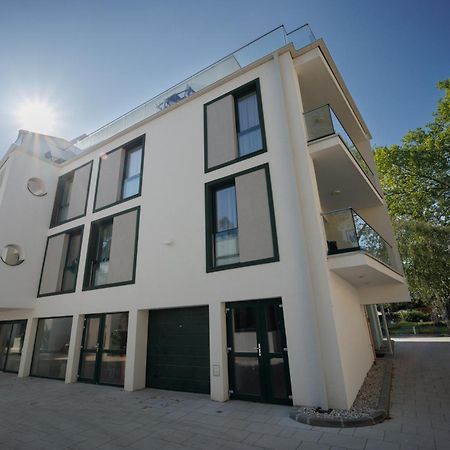 Villa Bauhaus Wellness Apartman 102 Siofok Exterior photo